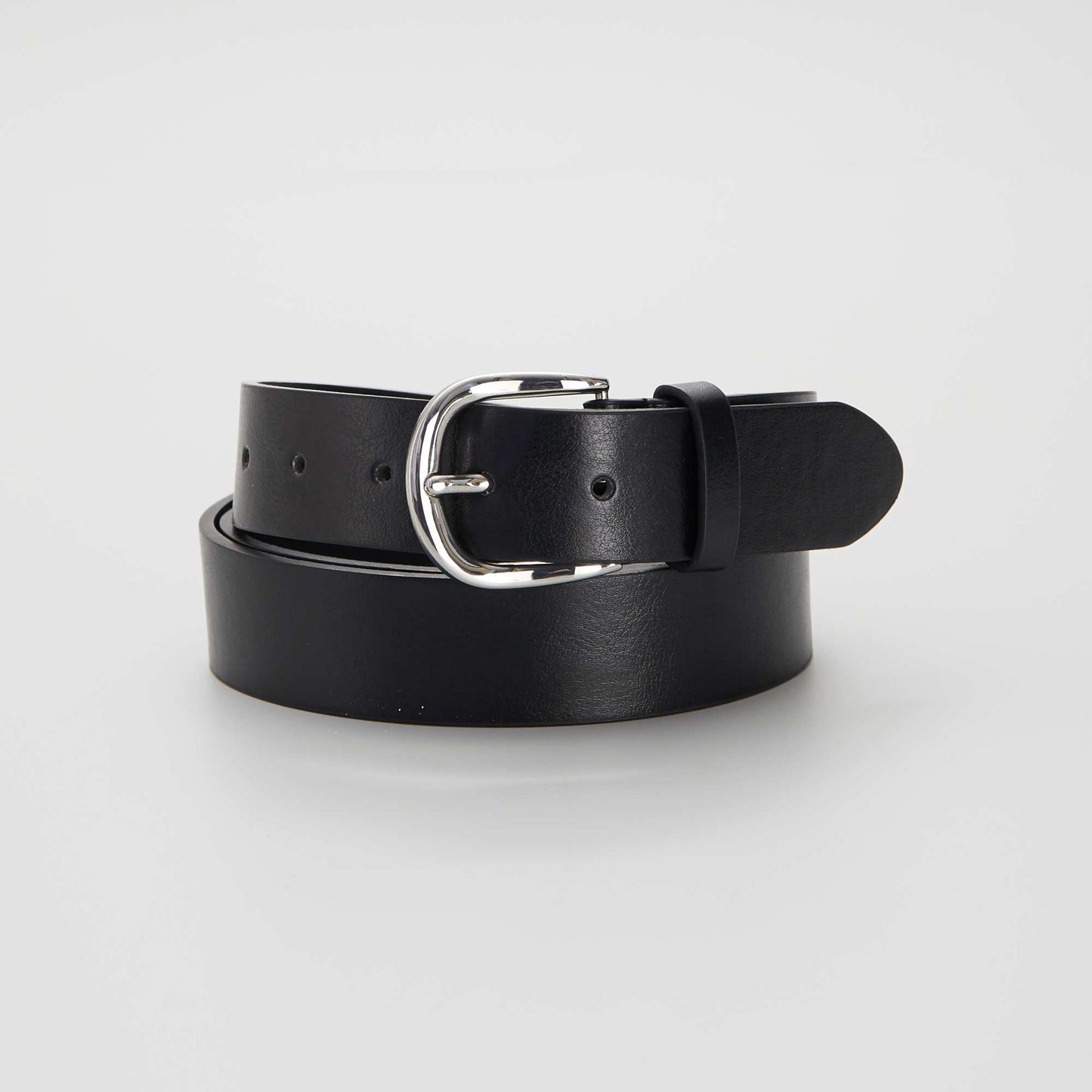 Basic faux leather belt