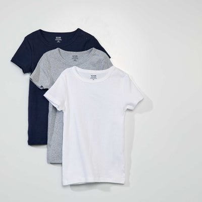 მაისური 3 ცალი