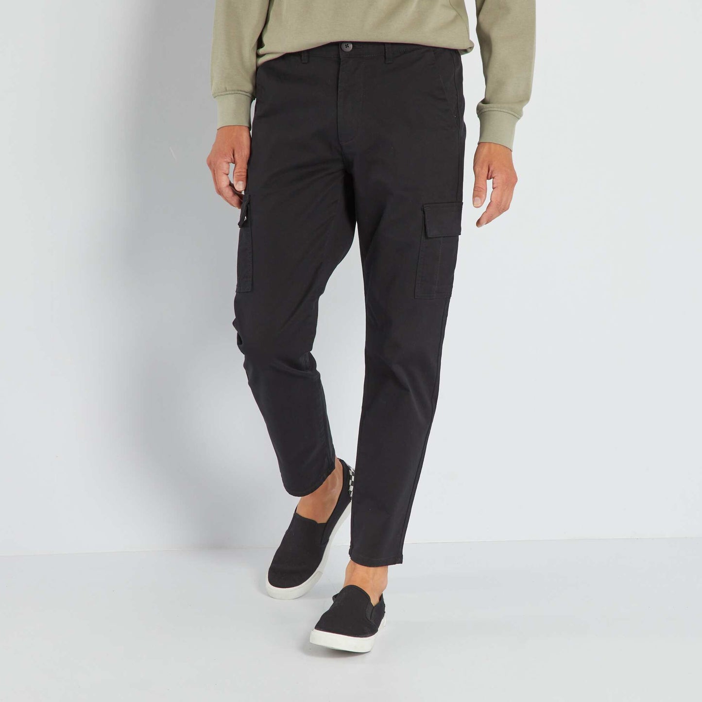 Trousers with pockets Black