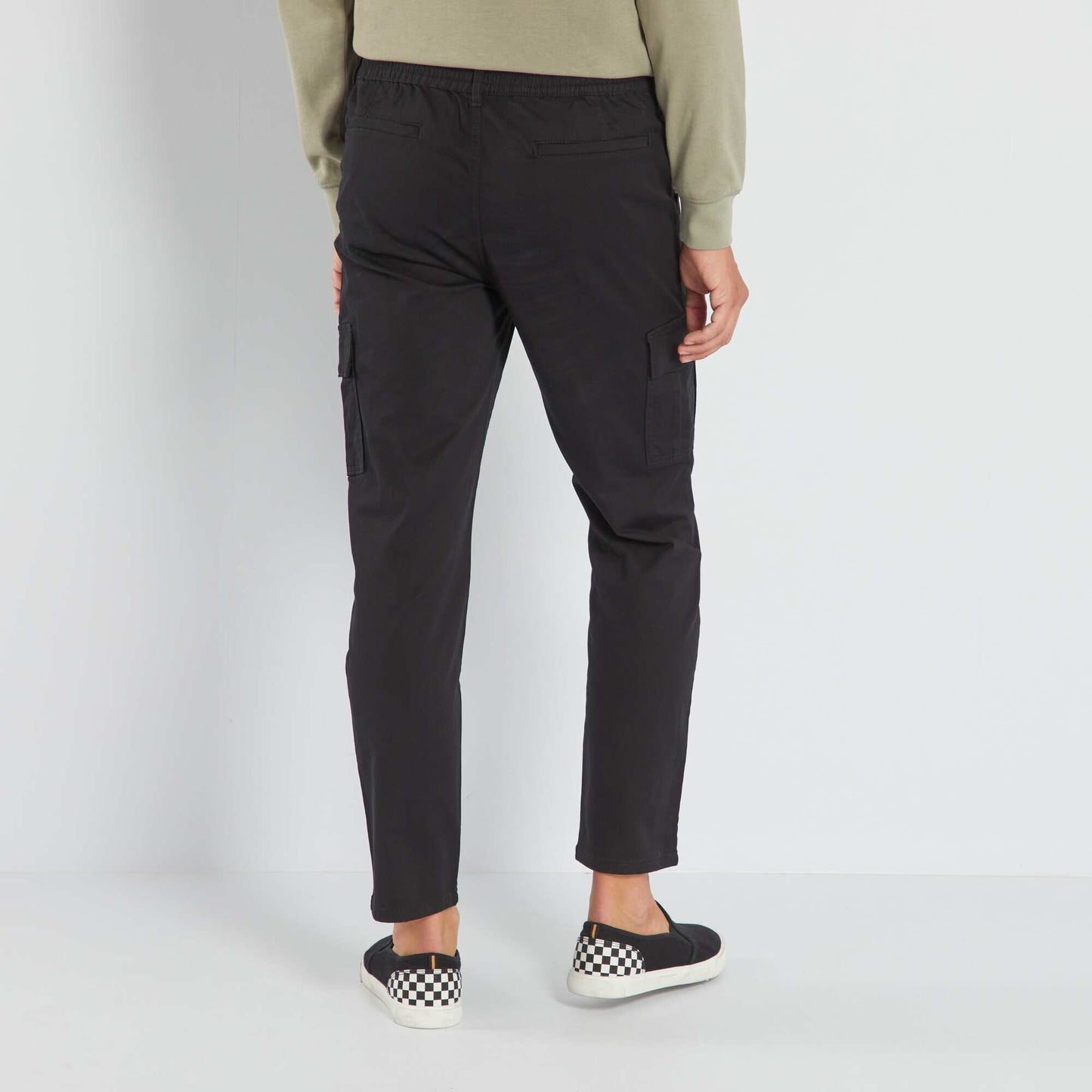 Trousers with pockets Black