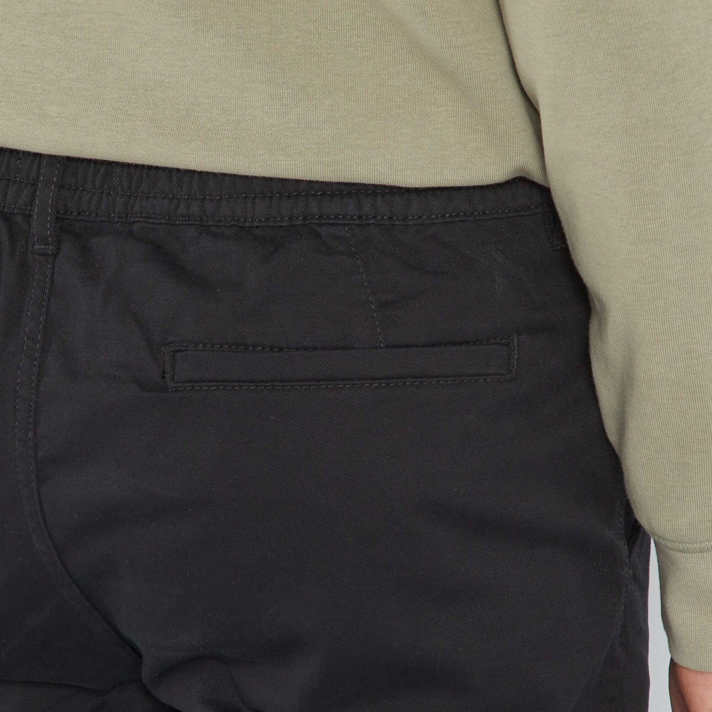 Trousers with pockets Black