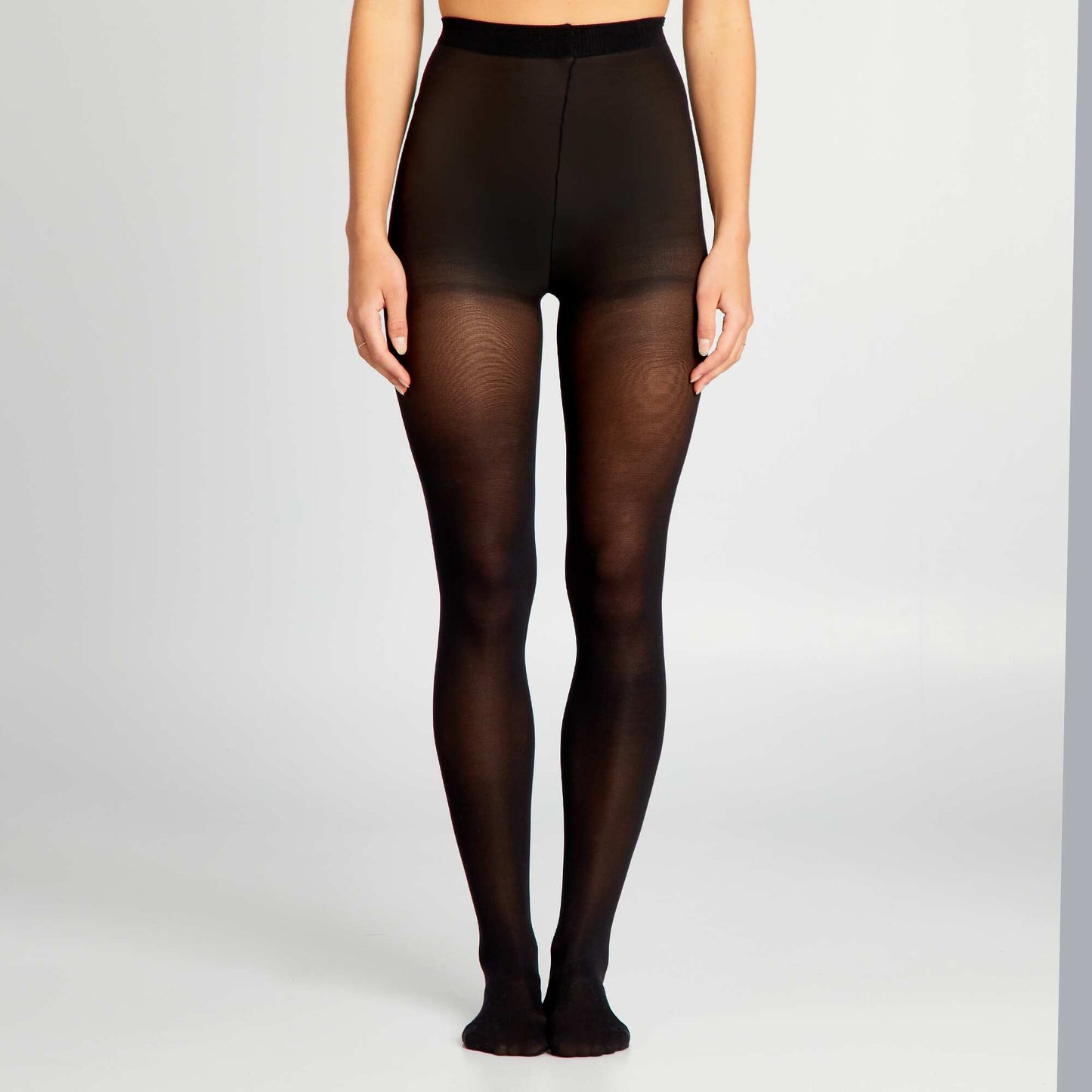 Pair of 40 denier tights black